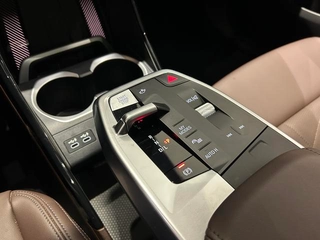BMW X1 2023 sDrive25Li X Design Suit interior photo 12