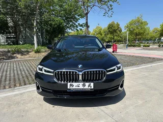 BMW 5 Series 2022 Segundo cambio 525Li Traje de lujo exterior foto 2 BMW 5 Series 2022 Segundo cambio 525Li Traje de lujo exterior foto 2