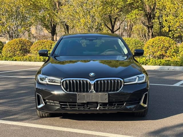 BMW 5 Series 2021 530Li Premium Class Luxury Set exterior photo 2