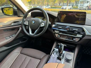 BMW 5 Series 2021 530Li Premium Class Luxury Set exterior photo 6
