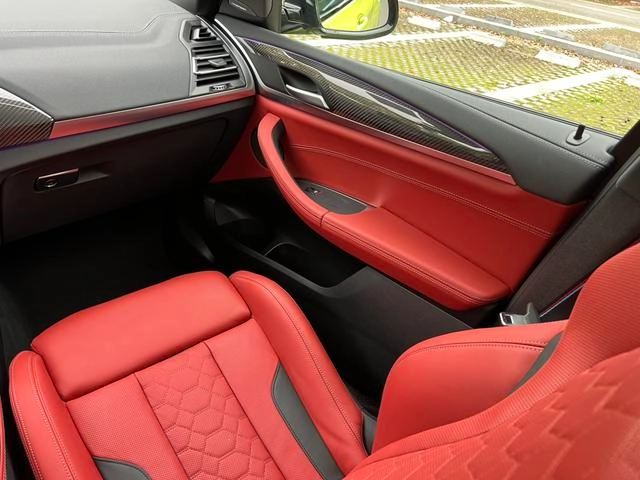 BMW X4 M 2022 X4 M Thunder Edition interior photo 12