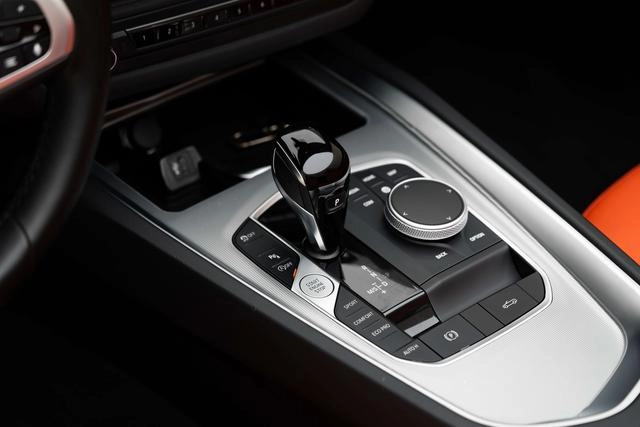 BMW Z4 2022 sDrive 25i M Sports Night Suit interior photo 14