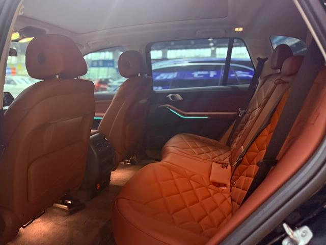 BMW X5 2022 Restyling xDrive 30Li M Sports suit interior photo 8