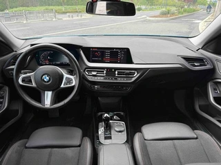 BMW 2 Series 2021 225i Coupé à quatre portes M Ensemble de sport extérieur photo 5 BMW 2 Series 2021 225i Coupé à quatre portes M Ensemble de sport extérieur photo 5