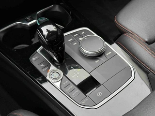 BMW 2 Series 2021 225i Coupé à quatre portes M Ensemble de sport intérieur photo 9 BMW 2 Series 2021 225i Coupé à quatre portes M Ensemble de sport intérieur photo 9