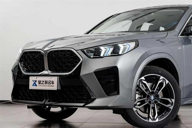 BMW X2 2024 sDrive25i M Conjunto deportivo exterior foto 2 BMW X2 2024 sDrive25i M Conjunto deportivo exterior foto 2