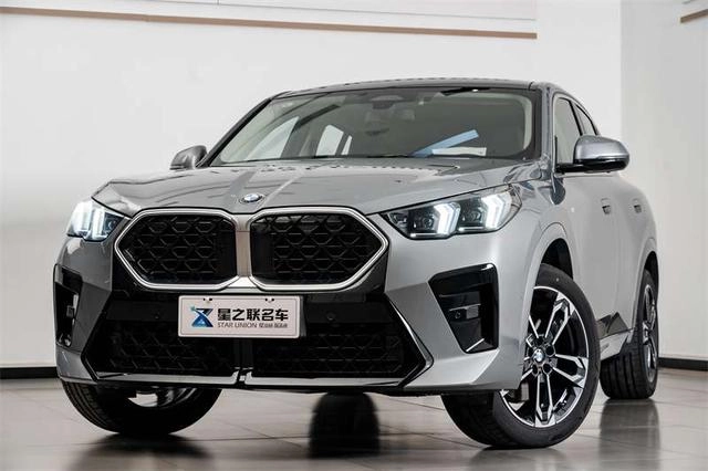 BMW X2 2024 sDrive25i M Conjunto deportivo exterior foto 3 BMW X2 2024 sDrive25i M Conjunto deportivo exterior foto 3