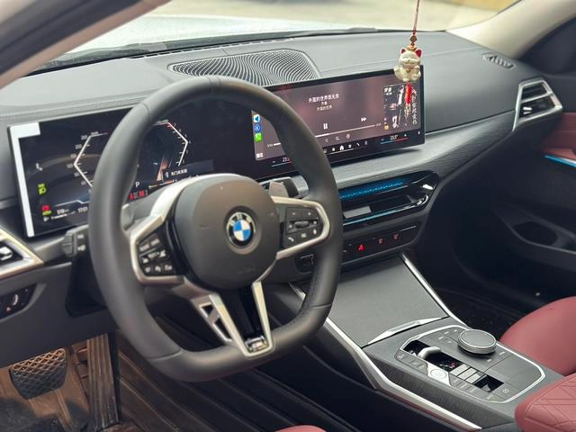 BMW 3 Series 2025 325Li M Sports suit exterior photo 6