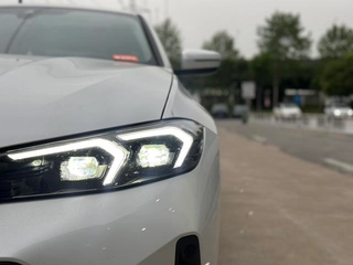 BMW 3 Series 2025 325Li M Sports suit exterior photo 7