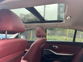 BMW 3 Series 2025 325Li M Sports suit interior photo 10
