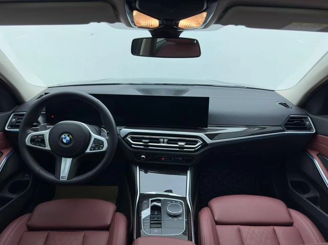 BMW 3 Series 2023 325Li M Sports suit exterior photo 5