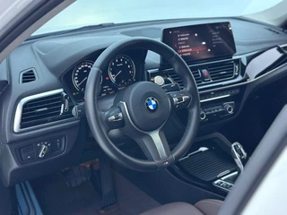 BMW 1 Series 2021 Restyling 125i M Sports Obsidian Night Edition exterior photo 4