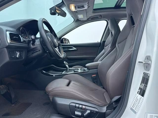 BMW 1 Series 2021 Restyling 125i M Sports Obsidian Night Edition exterior photo 7