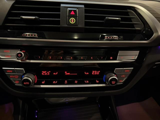 BMW X3 2021 Restyling xDrive28i M Sports suit interior photo 12
