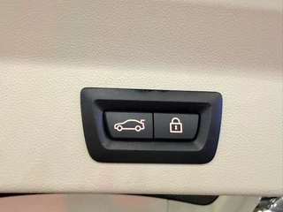 BMW X3 2021 Restyling xDrive28i M Sports suit interior photo 17