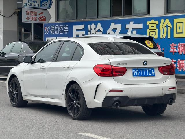 BMW 1 Series 2021 Restyling 125i M Sports Obsidian Night Edition exterior photo 6