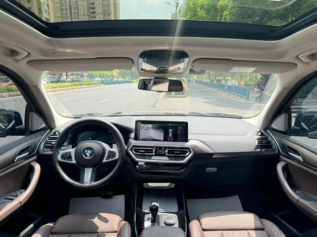 BMW X3 2022 xDrive30i Líder M Traje de noche Yao exterior foto 8