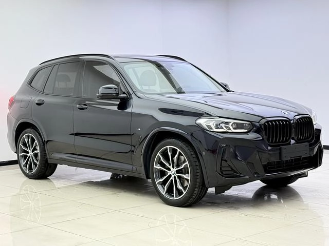 BMW X3 2023 xDrive30i Leading Type M Obsidian Night Suit exterior photo 3