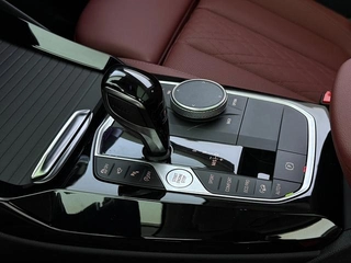 BMW X3 2023 xDrive30i Leading Type M Obsidian Night Suit interior photo 13