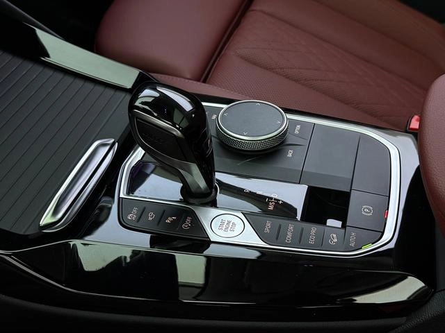 BMW X3 2023 xDrive30i Leading Type M Obsidian Night Suit interior photo 13