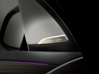 BMW X3 2023 xDrive30i Leading Type M Obsidian Night Suit interior photo 16
