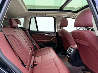 BMW X3 2023 xDrive30i Leading Type M Obsidian Night Suit interior photo 18