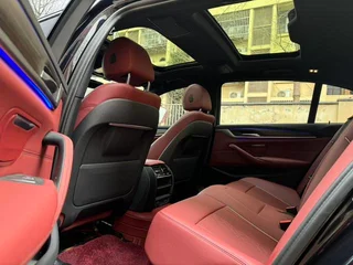 BMW 5 Series 2023 530Li Leading Type M Sports suit interior photo 10 BMW 5 Series 2023 530Li Leading Type M Sports suit interior photo 10