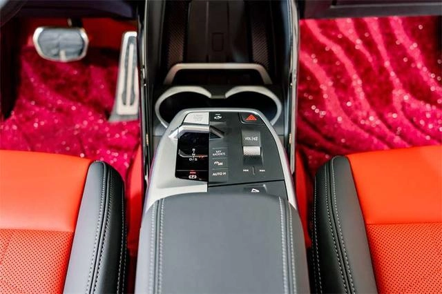 BMW X1 2024 M35Li intérieur photo 12