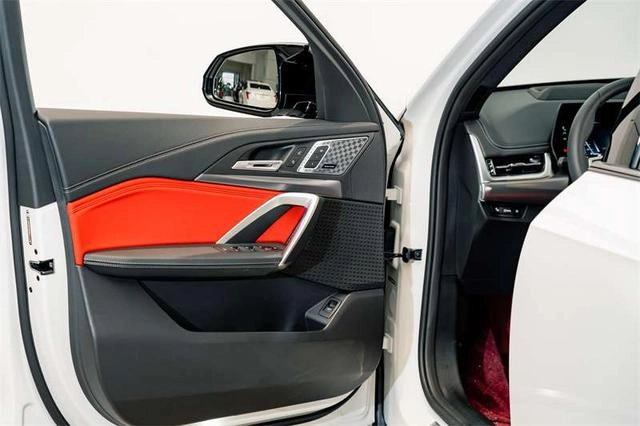 BMW X1 2024 M35Li intérieur photo 15