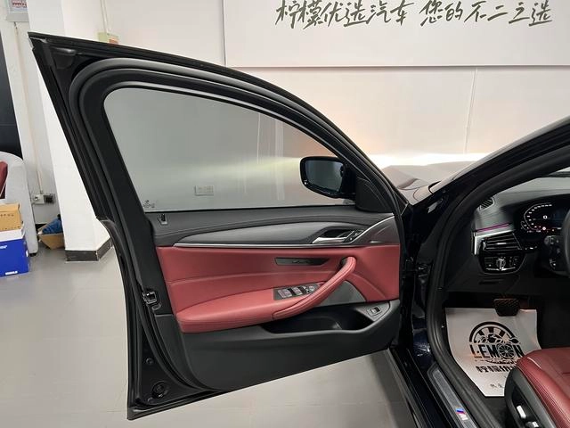 BMW 5 Series 2021 Restyling 530Li Leading Type M Sports suit interior photo 16