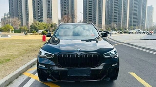 BMW X5 2021 xDrive30i M Sports suit exterior photo 2