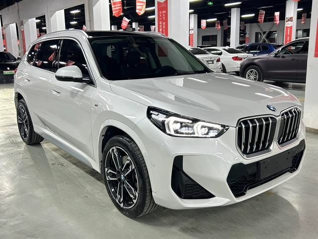 BMW X1 2023 sDrive25Li M Sports suit interior photo 14