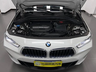 BMW X2 2021 Restyling sDrive25i M Sports suit interior photo 12