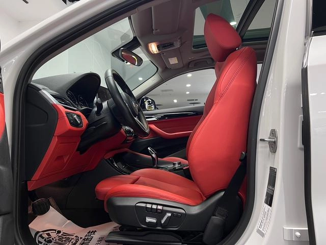 BMW X2 2021 Restyling sDrive25i M Sports suit interior photo 20