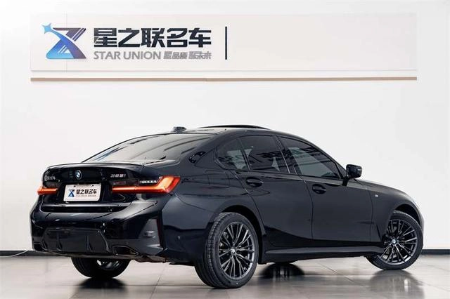 BMW 3 Series 2023 325i M Sports Night Suit exterior photo 7