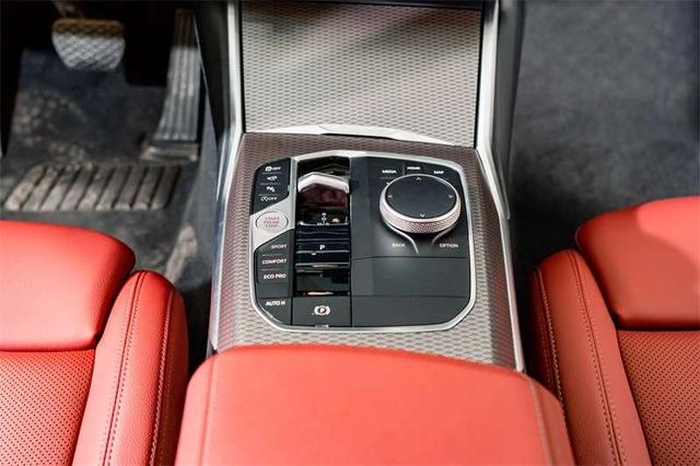 BMW 3 Series 2023 325i M Sports Night Suit interior photo 15