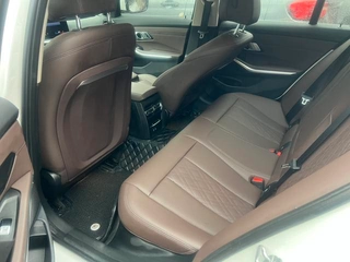 BMW 3 Series 2023 325i M Sports suit interior photo 8