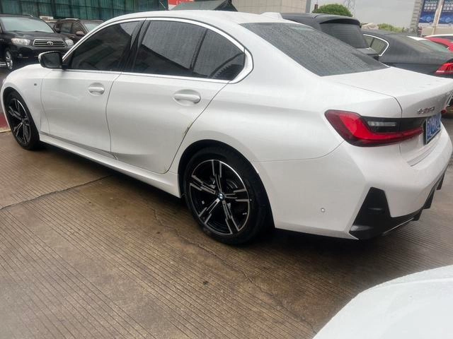 BMW 3 Series 2023 325i M Sports suit interior photo 10