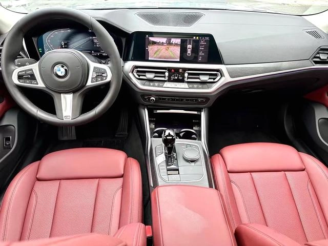 BMW 4 Series 2022 425i Gran Coupe M Sports suit interior photo 8
