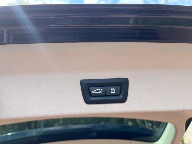 BMW X3 2022 Segundo cambio xDrive30i Líder M Traje de noche Yao interior foto 14 BMW X3 2022 Segundo cambio xDrive30i Líder M Traje de noche Yao interior foto 14