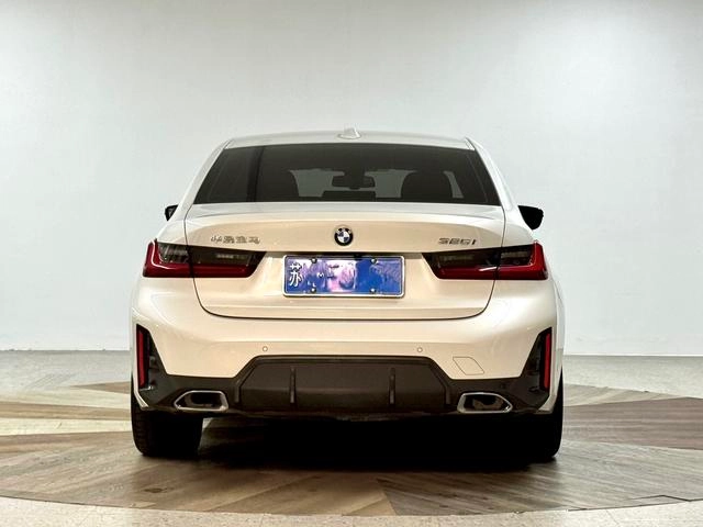 BMW 3 Series 2023 325i M Sports suit exterior photo 4