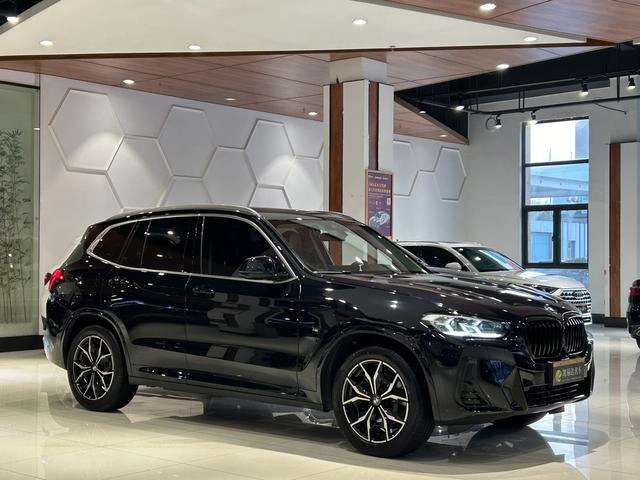 BMW X3 2022 xDrive25i M Sports suit exterior photo 2
