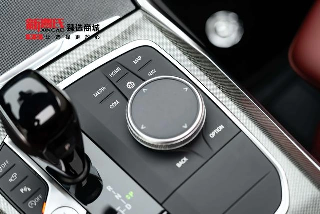 BMW 4 Series 2022 Restyling 430i M Sports Night Suit interior photo 16