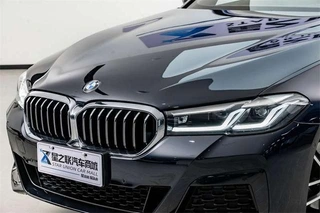 BMW 5 Series 2022 Вторичная модификация 525Li M Спортивный костюм экстерьер фото 4