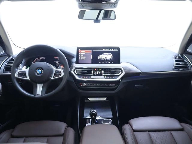BMW X3 2022 xDrive30i Leading Type M Obsidian Night Suit interior photo 14