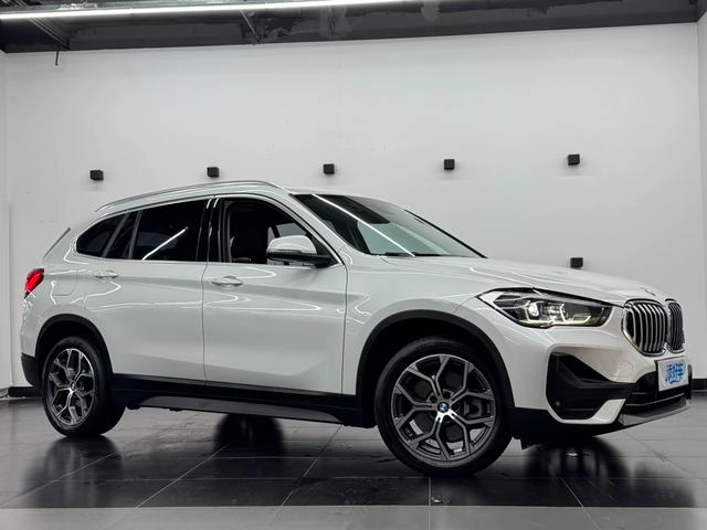 BMW X1 2022 sDrive25Li Leading Type exterior photo 3