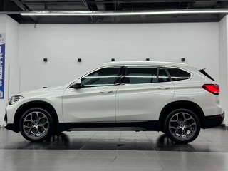 BMW X1 2022 sDrive25Li Leading Type interior photo 13