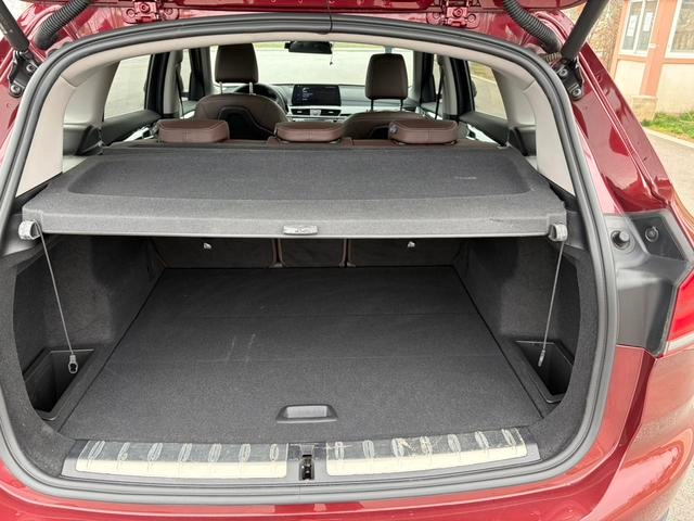 BMW X1 2022 sDrive25Li Leading Type interior photo 16