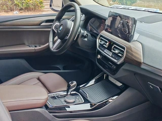 BMW X3 2022 xDrive30i Leading Type M Obsidian Night Suit interior photo 15