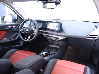 BMW 2 Series 2025 225L M Set de nuit de sport intérieur photo 20